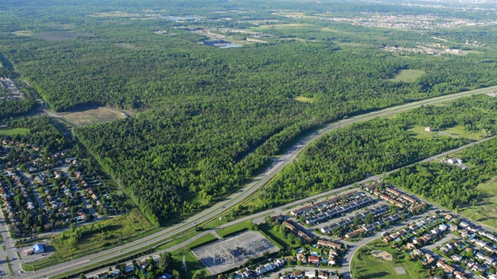 Une vue aérienne de la forêt Boucher à Gatineau. (Archives)
