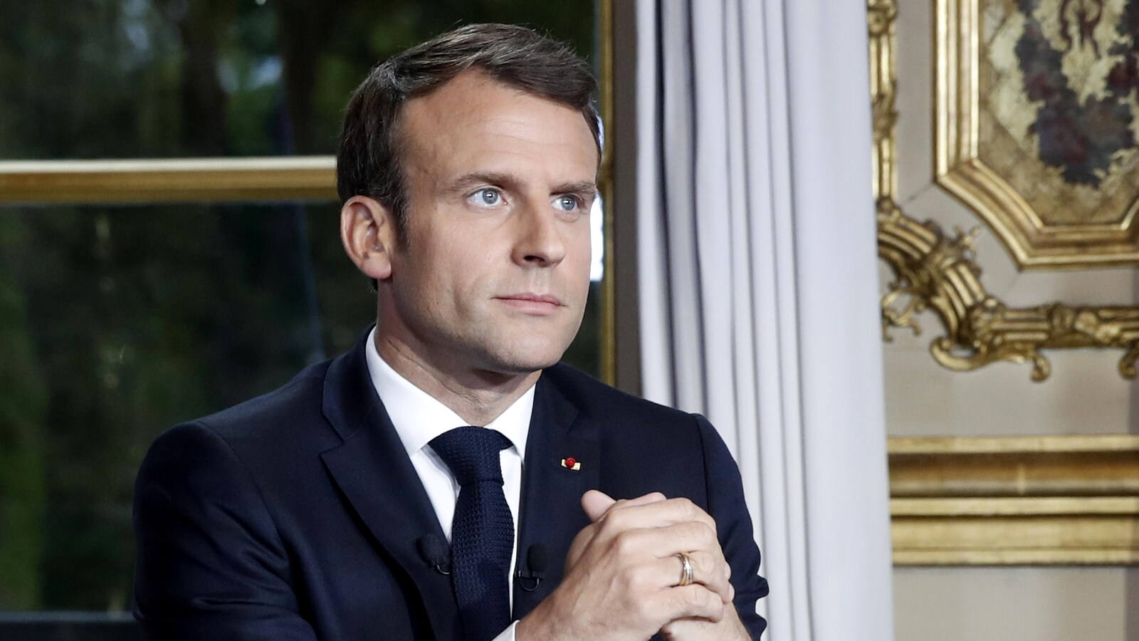 Le président français Emmanuel Macron dans son bureau de l'Élysée