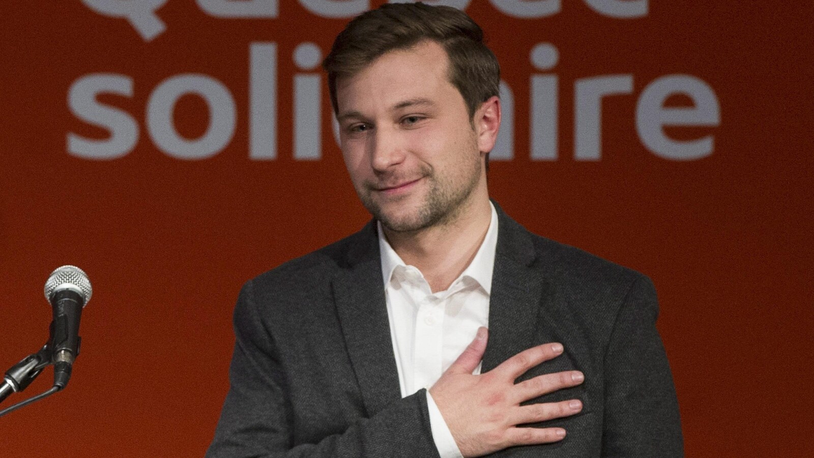 Gabriel Nadeau-Dubois est officiellement désigné candidat de Québec solidaire dans Gouin.