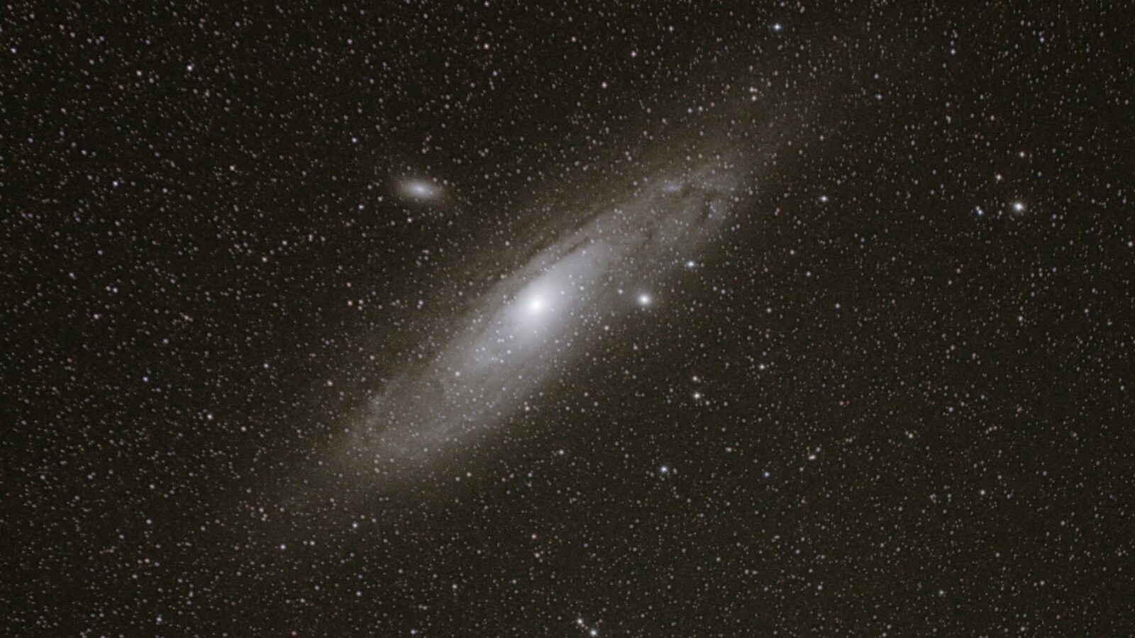 Une galaxie dans un ciel étoilé
