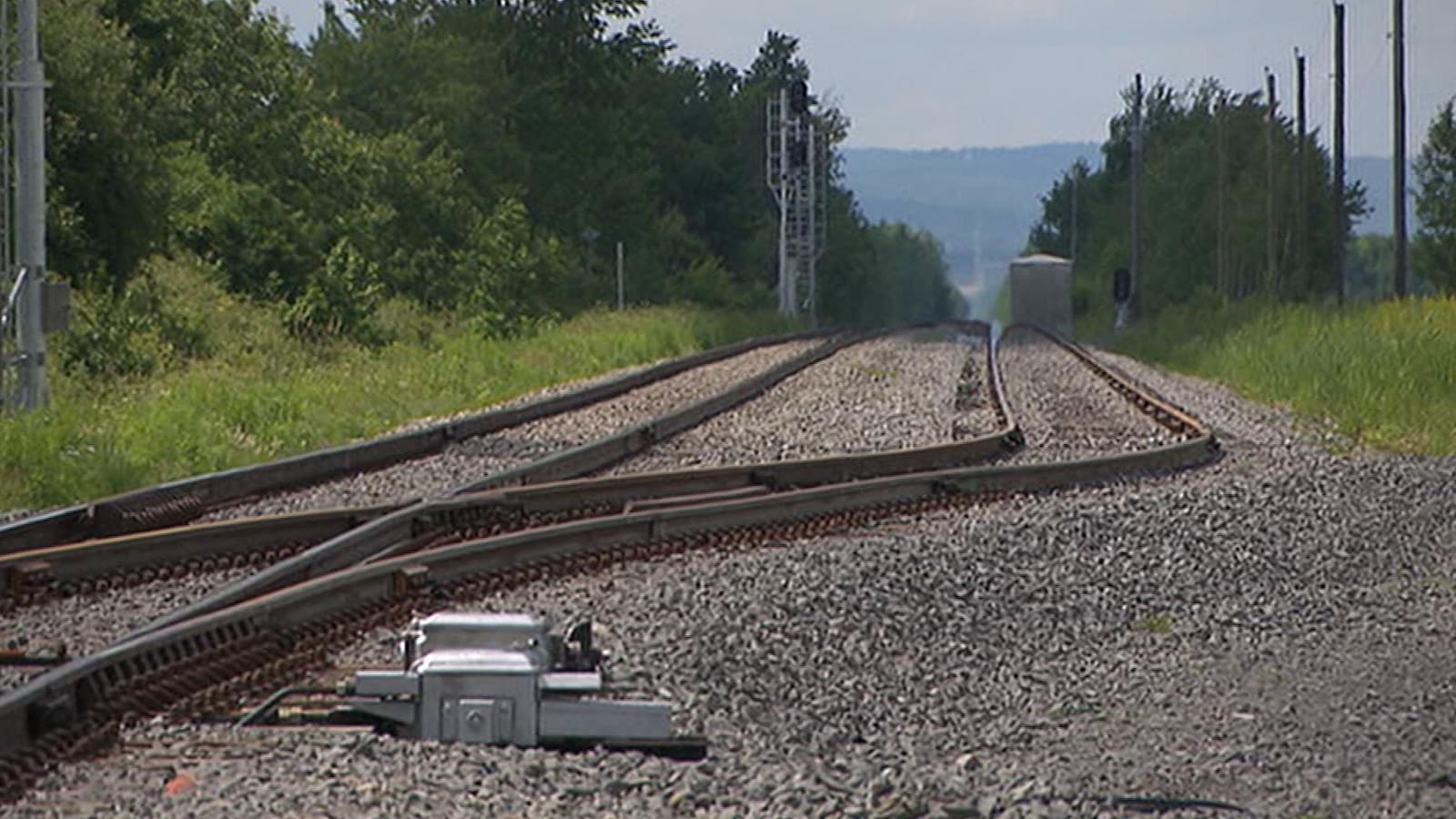 Des rails.