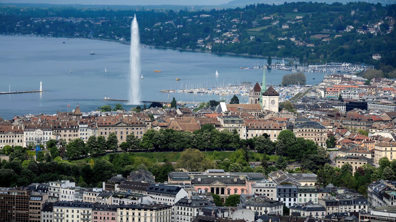 Vue aérienne de la ville de Genève