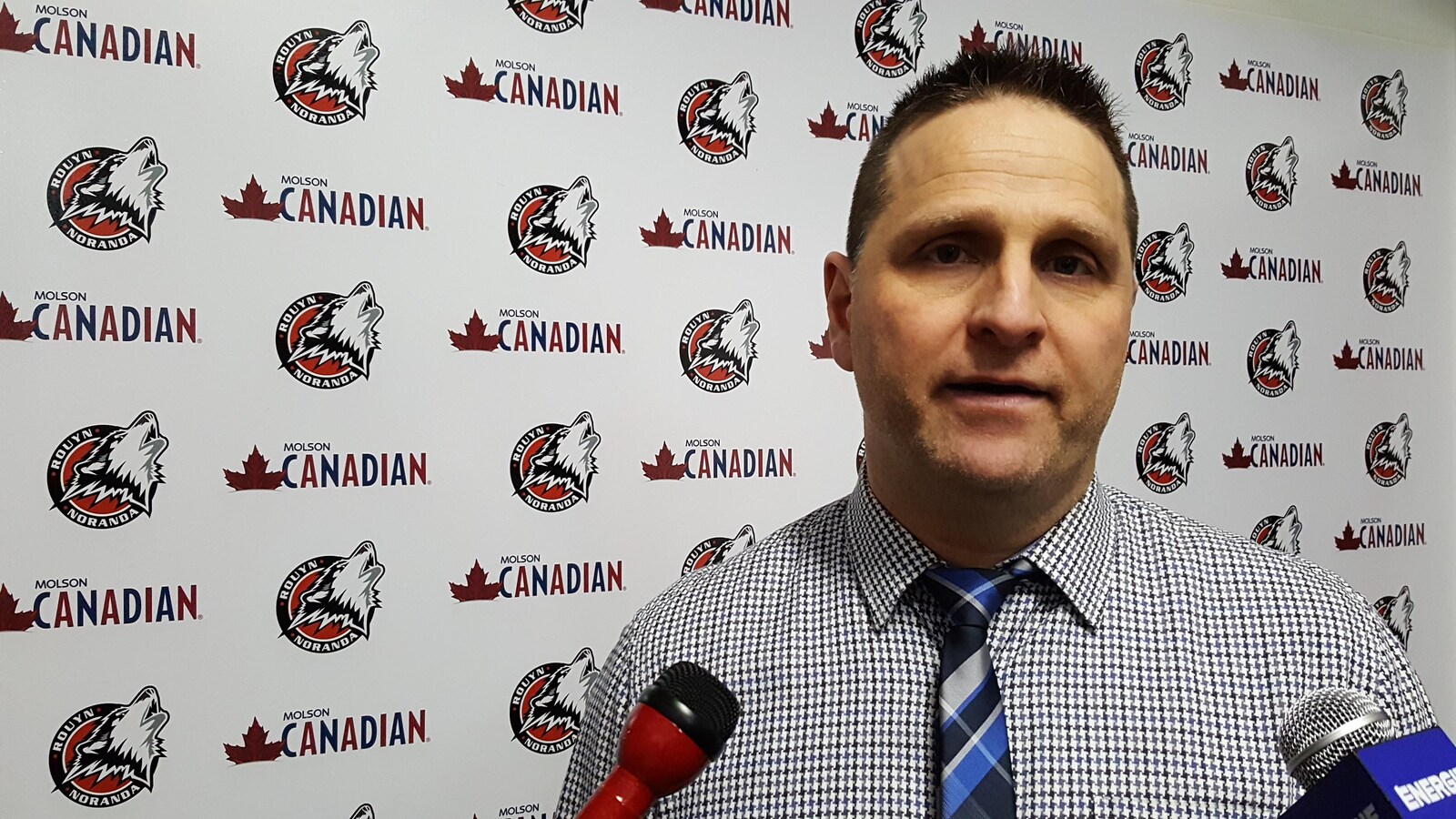 Gilles Bouchard, entraîneur-chef des Huskies de Rouyn-Noranda