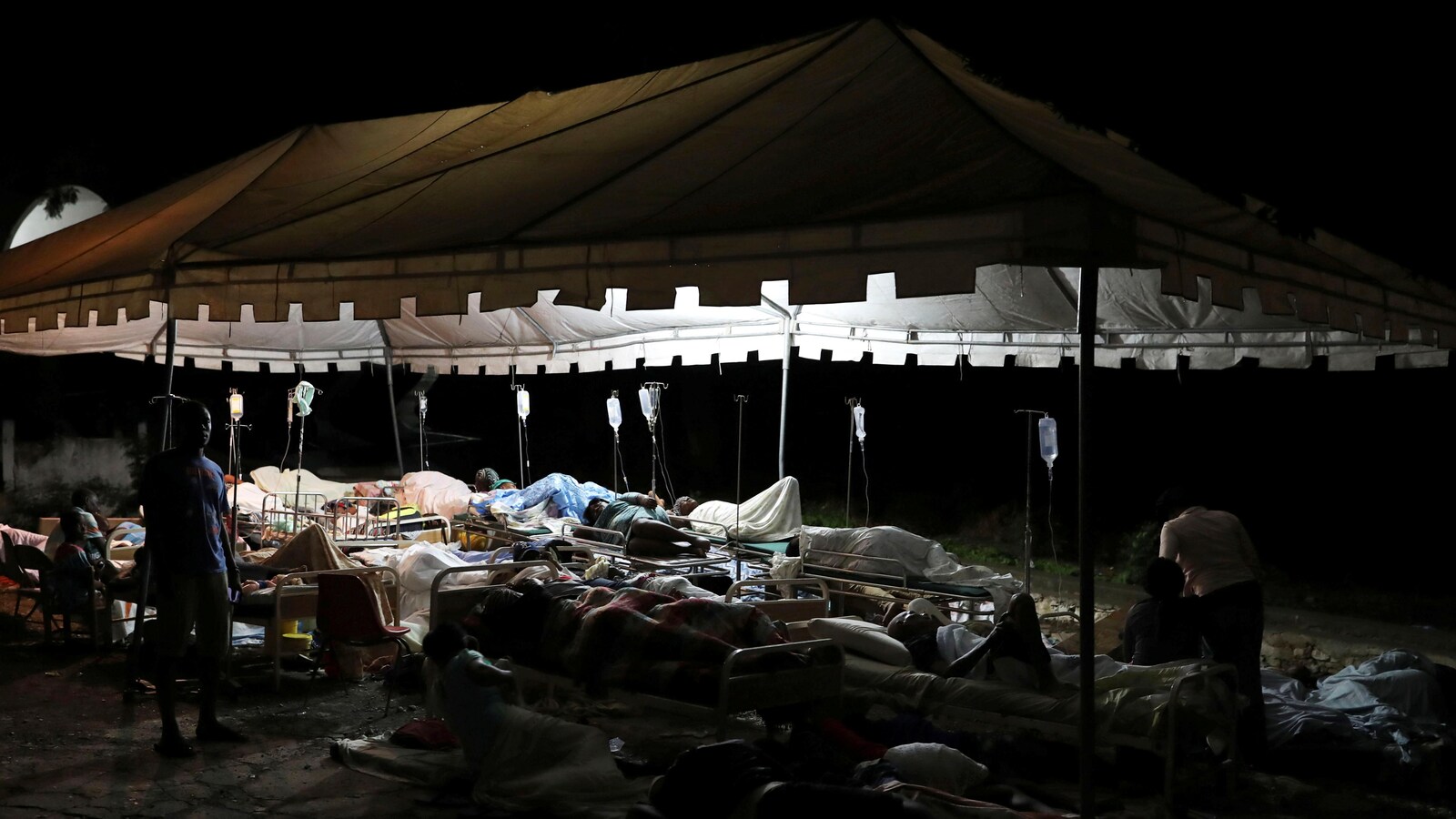 Le bilan du tremblement de terre à Haïti passe à 15 morts et 333 blessés
