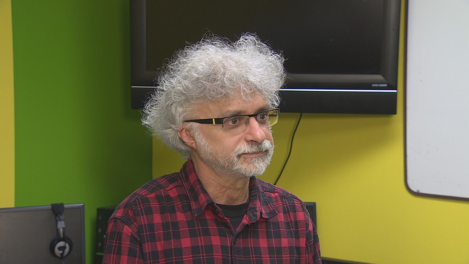 Siamak Ebrahimi, dans son bureau à North Vancouver