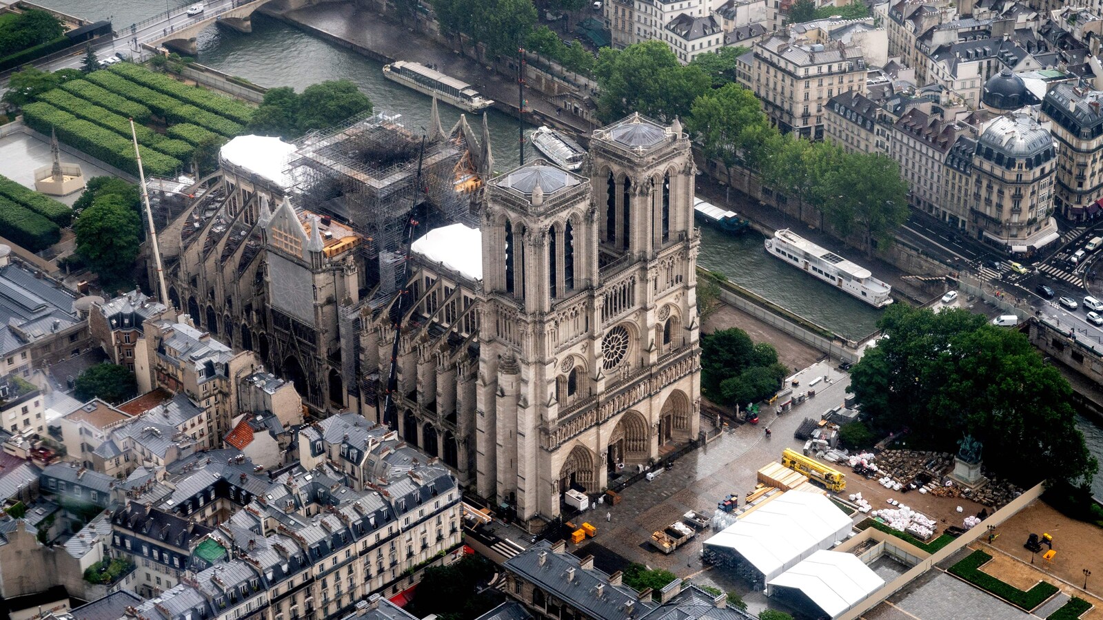 Moins de 10% des promesses de dons ont été versées — Notre-Dame Moins de 10% des promesses de dons ont été versées — Notre-Dame