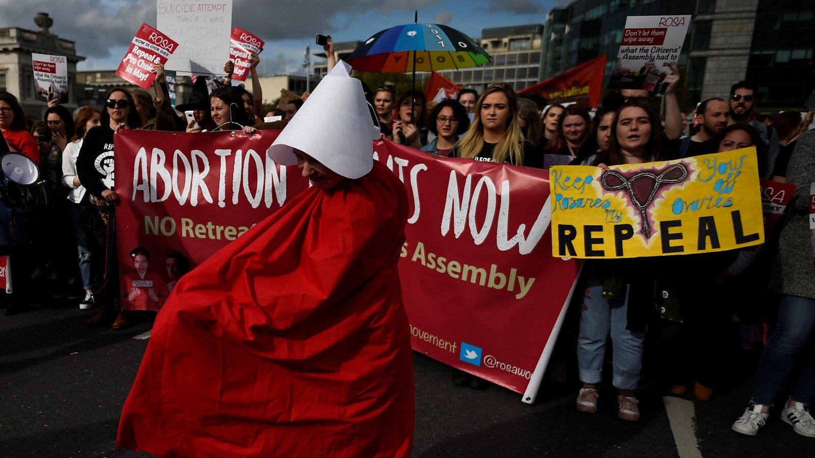 Une manifestation à Dublin en Irlande pour obtenir plus de souplesse en matière de droit à l'avortement.