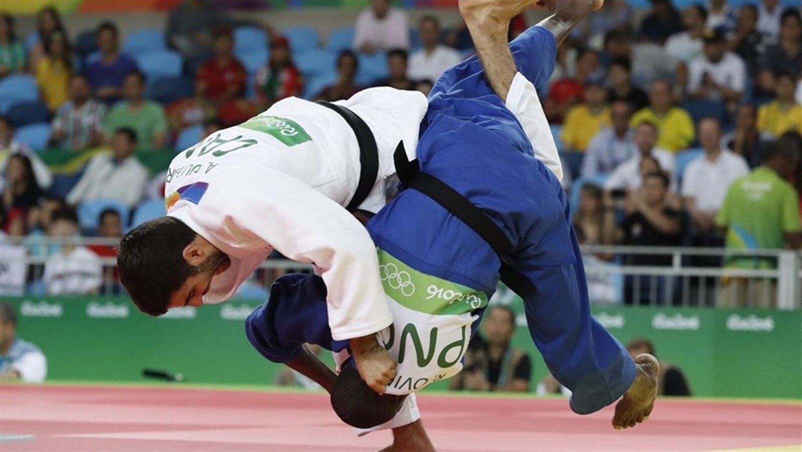 Antoine Bouchard contre Raymond Ovinou
