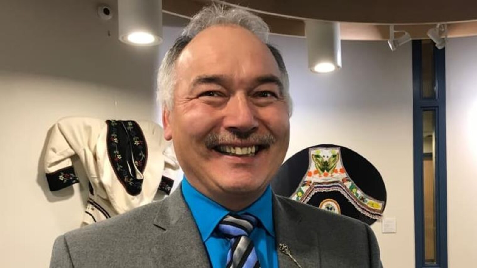 Joe Savikataaq