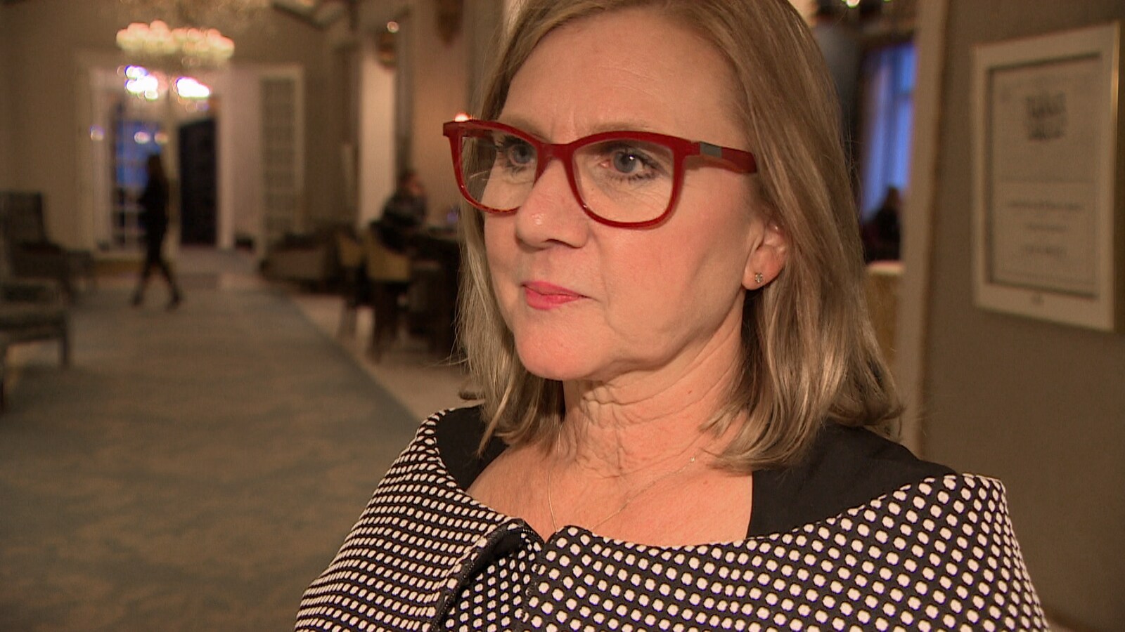 Charlene M. Richmond en entrevue avec notre journaliste.
