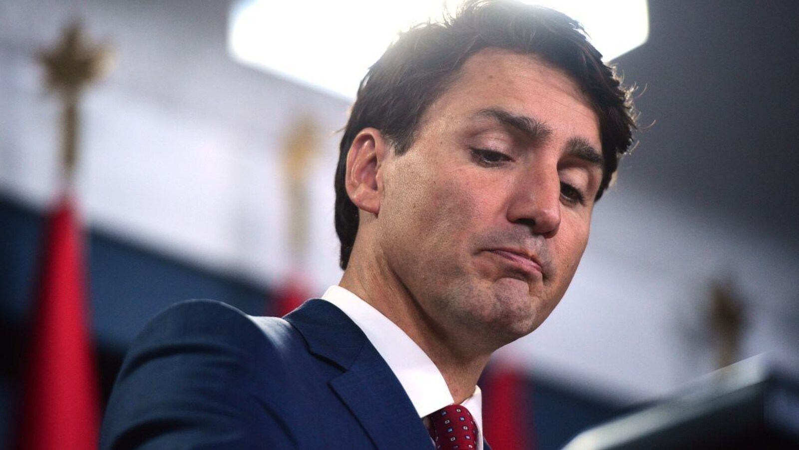 Le premier ministre en conférence.