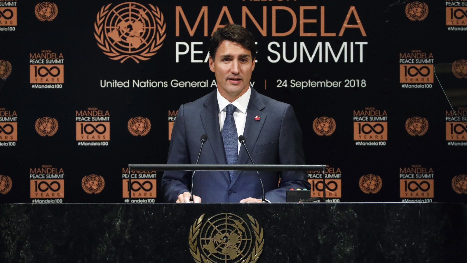 Justin Trudeau sur une tribune