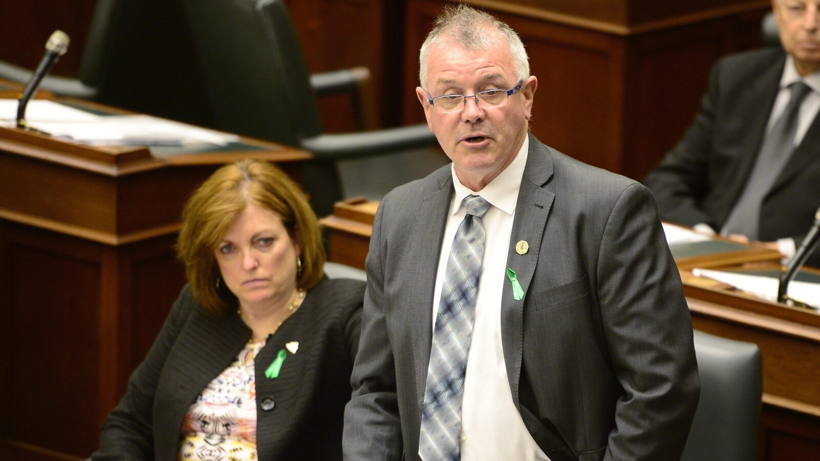 Le ministre du Travail de l'Ontario, Kevin Flynn