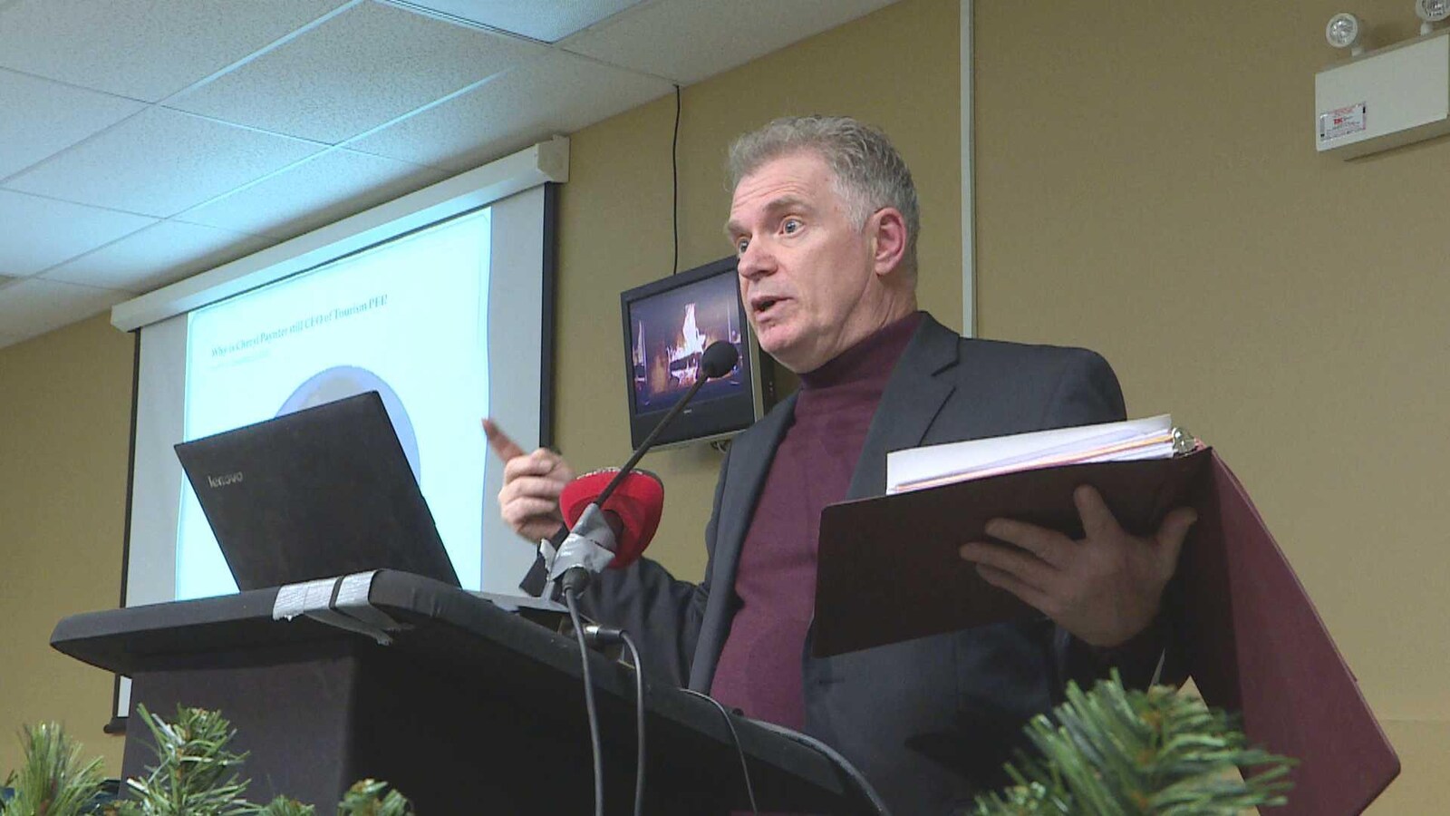 Kevin J. Arsenault annonce sa candidature à la direction du Parti progressiste-conservateur de l'Île-du-Prince-Édouard Charlottetown le 5 décembre 2018.