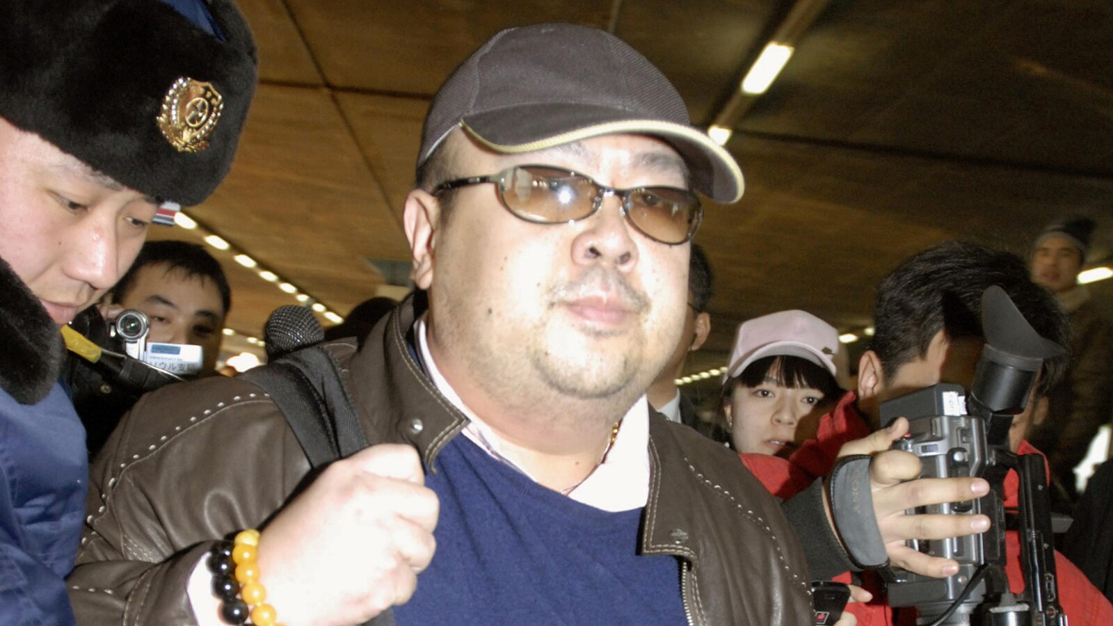 Photo de Kim Jong-nam à son arrivée à l'aéroport de Pékin en Chine le 11 février 2007.