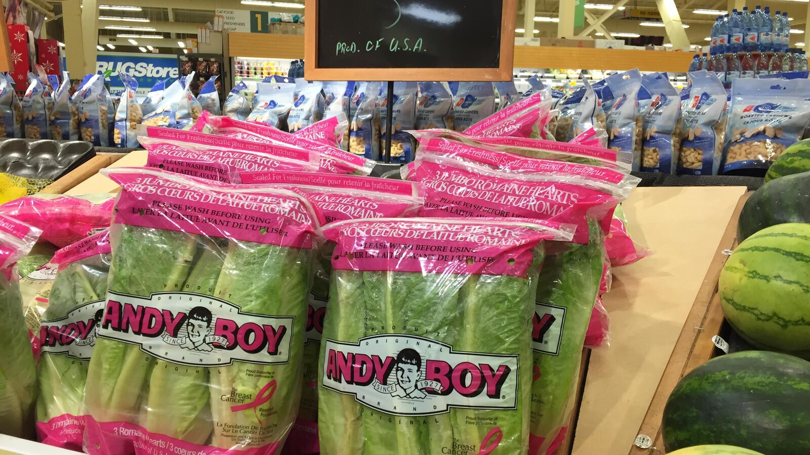 De la laitue romaine en sac, à l'épicerie.