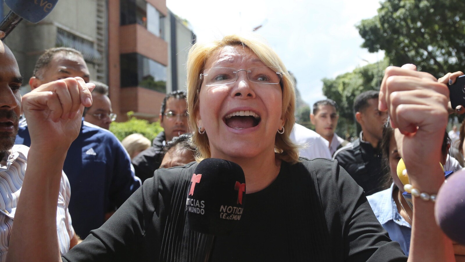 Luisa Ortega, le 5 août dernier, après avoir constaté que les forces de l'ordre l'empêchaient d'entrer dans son ministère.