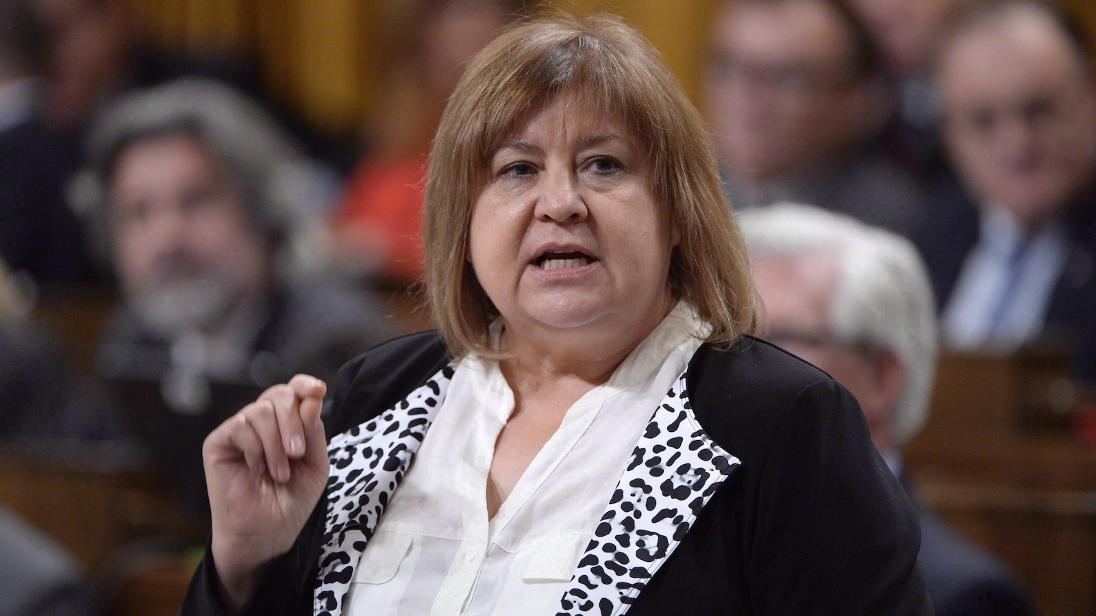 La députée libérale MaryAnn Mihychuk souhaite que les artéfacts autochtones entreposés à Winnipeg ne soient pas déménagés à Gatineau.