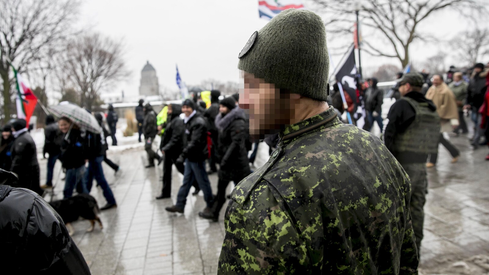 Un manifestant lors d'un rassemblement de La Meute à Québec.