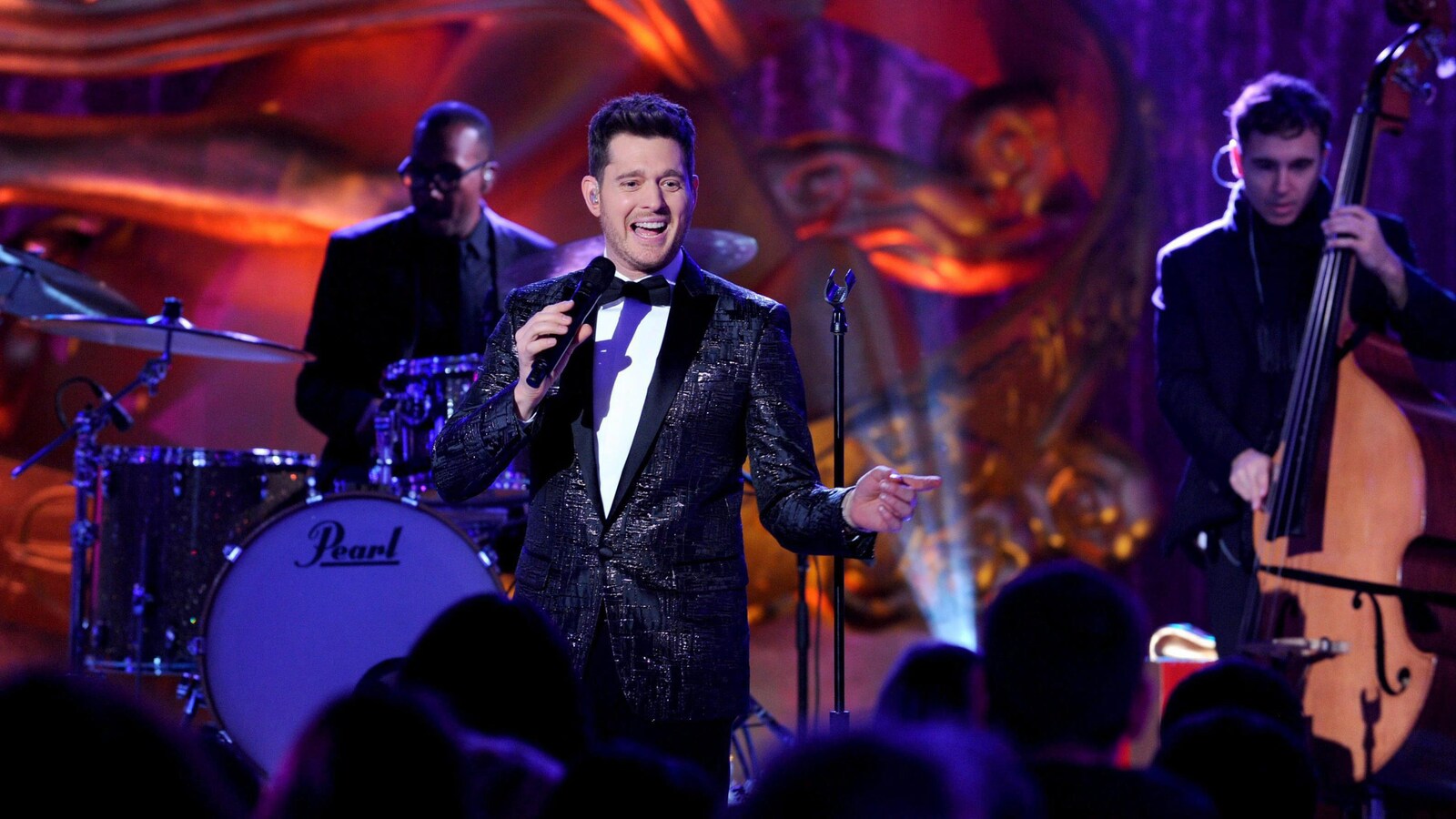 Le chanteur Michael Bublé sur scène