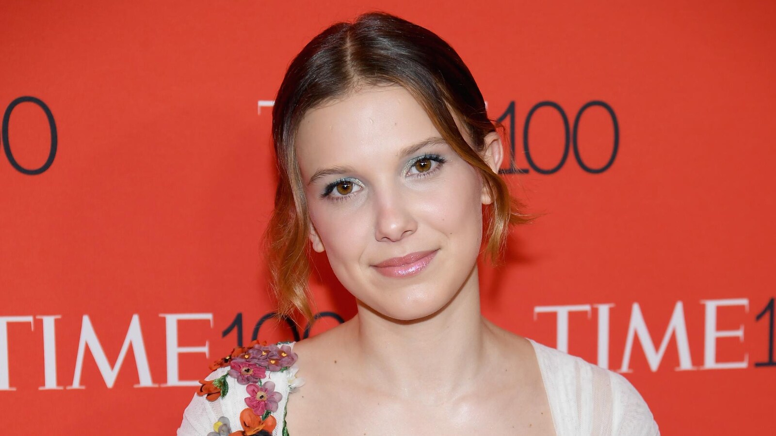 L'actrice Millie Bobby Brown prend la pose lors du Gala Time 100 à New York.