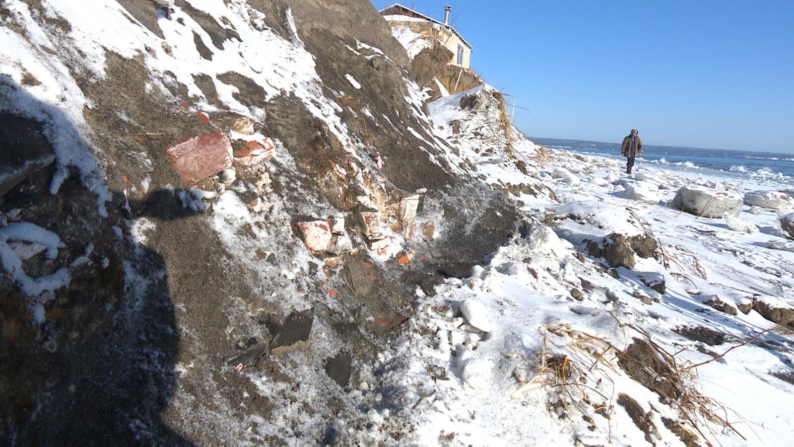 La tempête a permis de dévoiler des vestiges des forges de Moisie