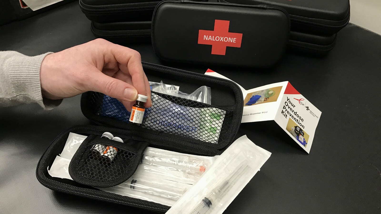Trousse de naloxone.