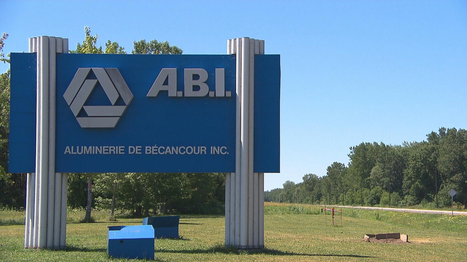 Pancarte à l'entrée du site de l'ABI, à Bécancour