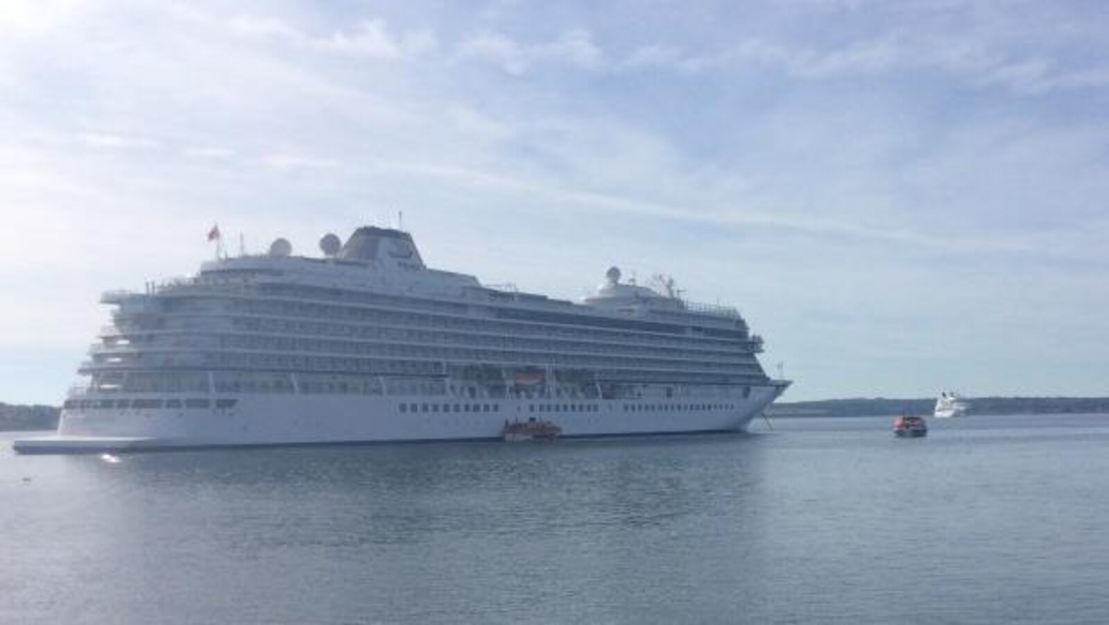 Un paquebot de croisière dans le havre de Charlottetown.