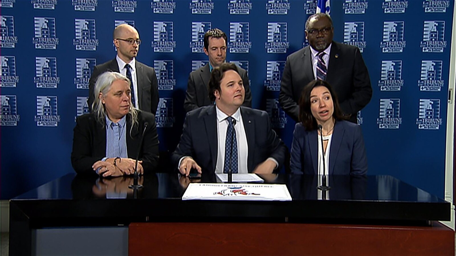 Les Partenaires pour un Québec français en conférence de presse.