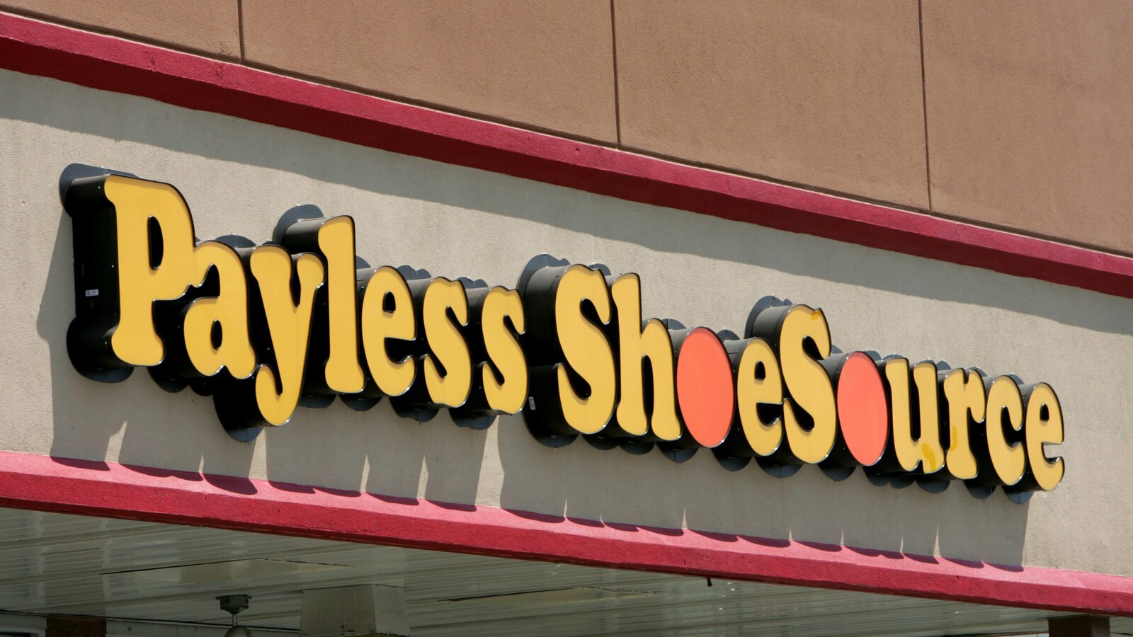 Une enseigne de la chaîne de magasins de chaussures Payless ShoeSource