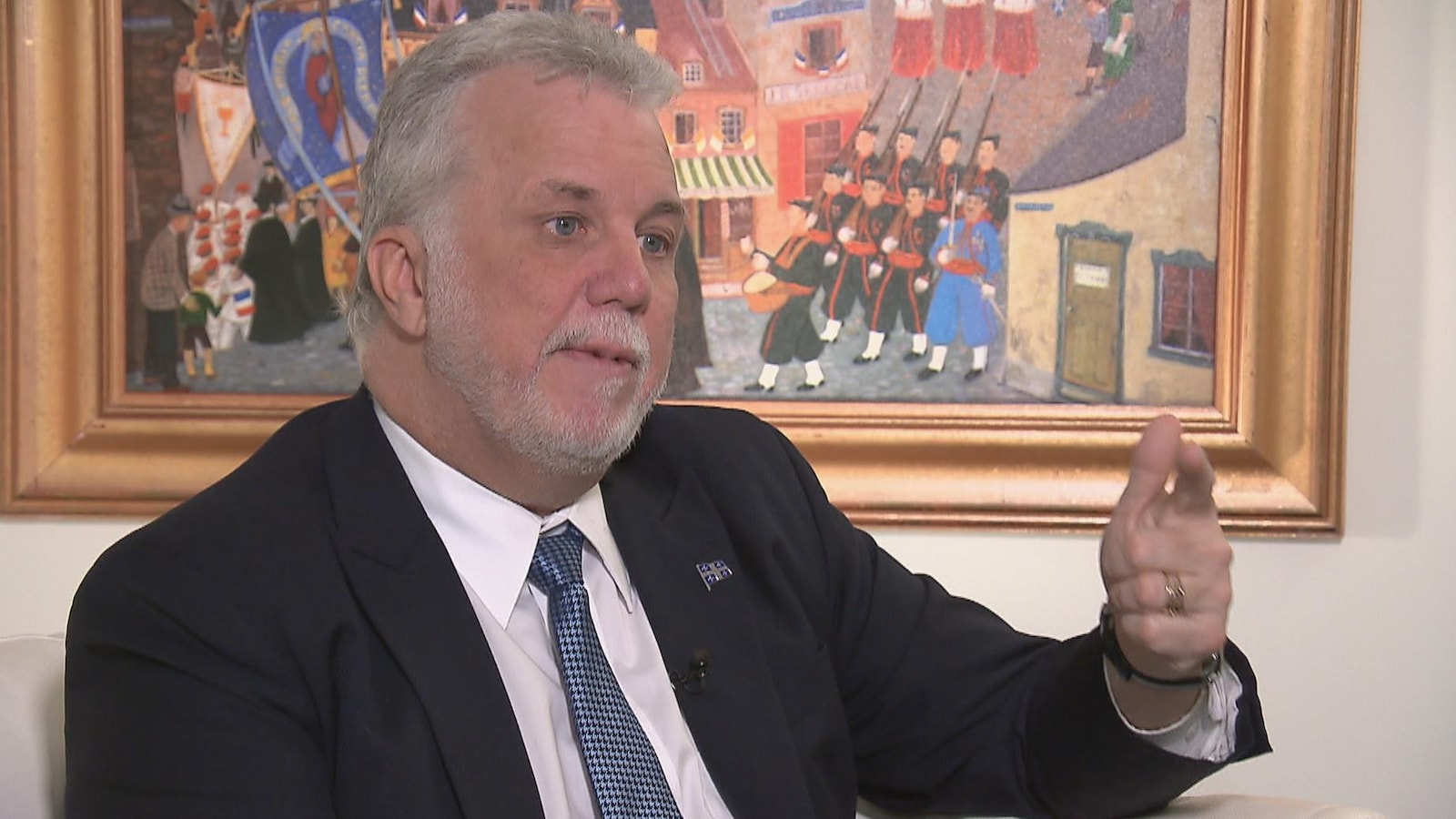 Le premier ministre Philippe Couillard en entrevue