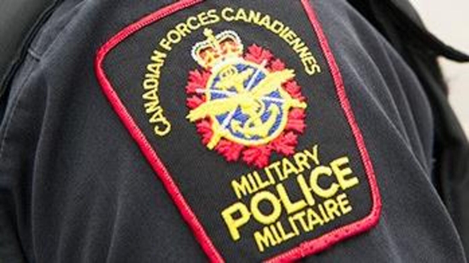 L'écusson de la Police militaire canadienne