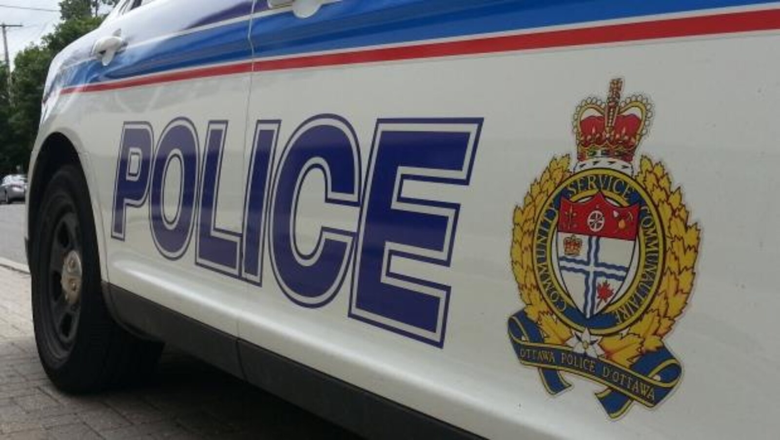 Une voiture de police