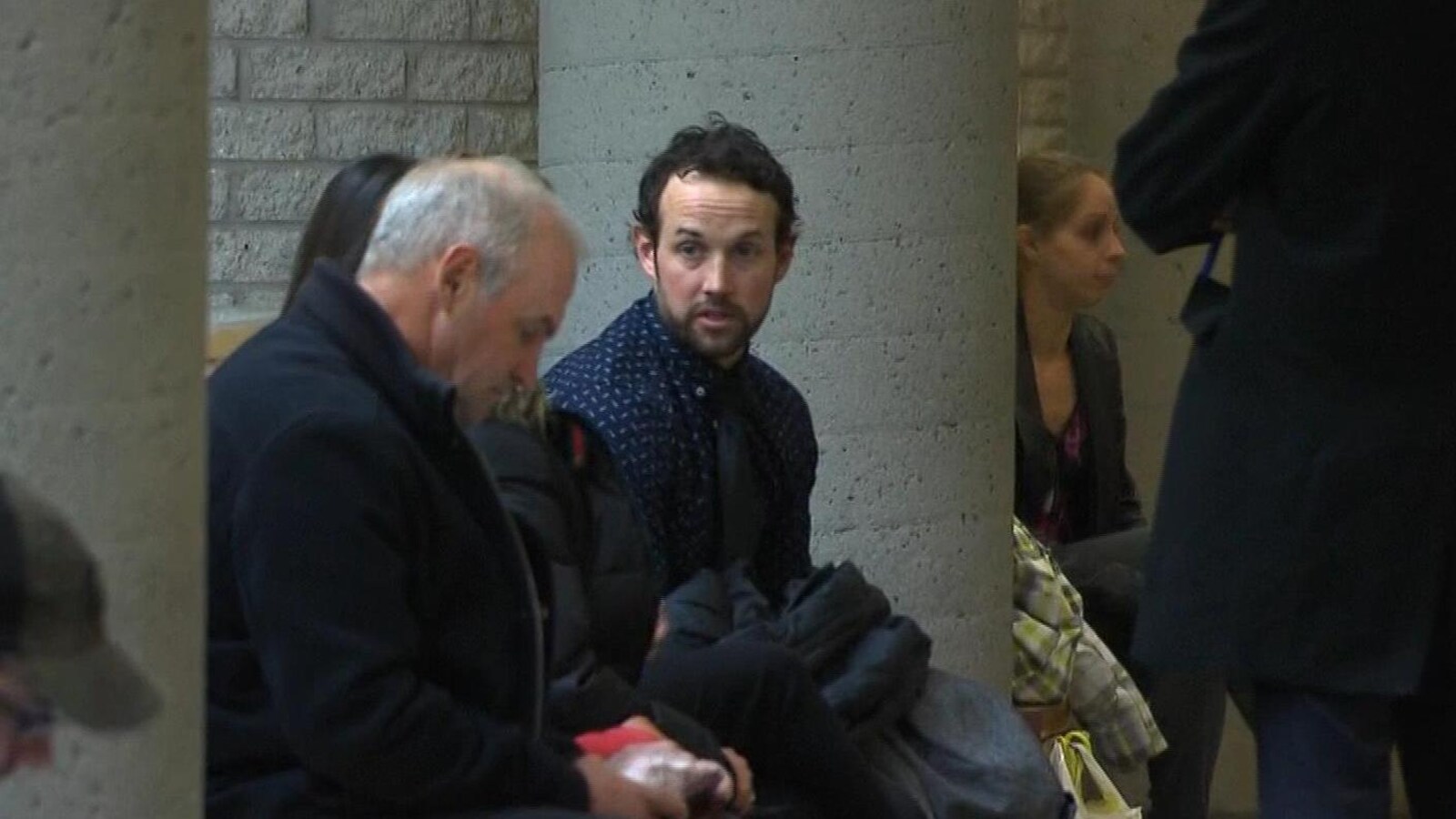 Le policier Patrick Ouellet, au palais de justice de Longueuil
