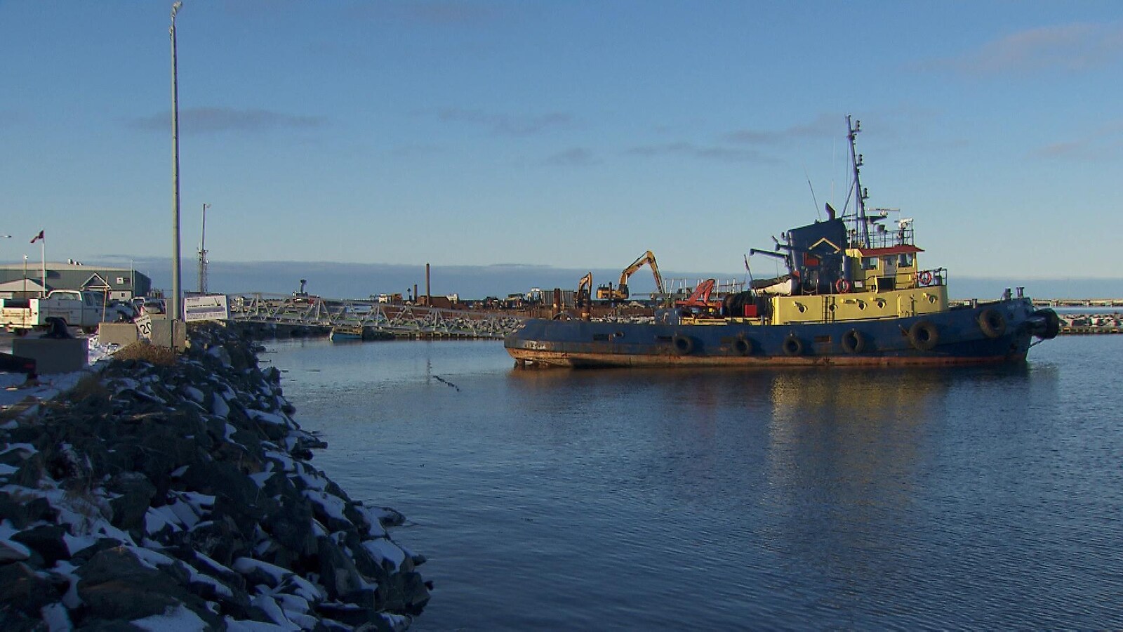 Un remorqueur au port de Matane