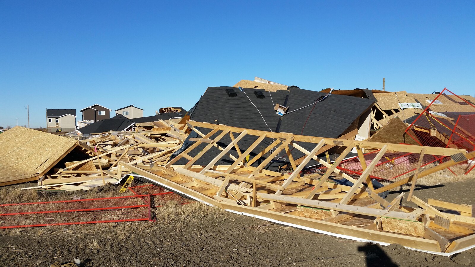 décombre d'une maison en contruction