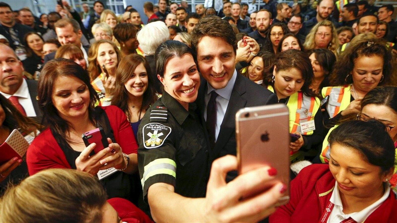 selfie de trudeau