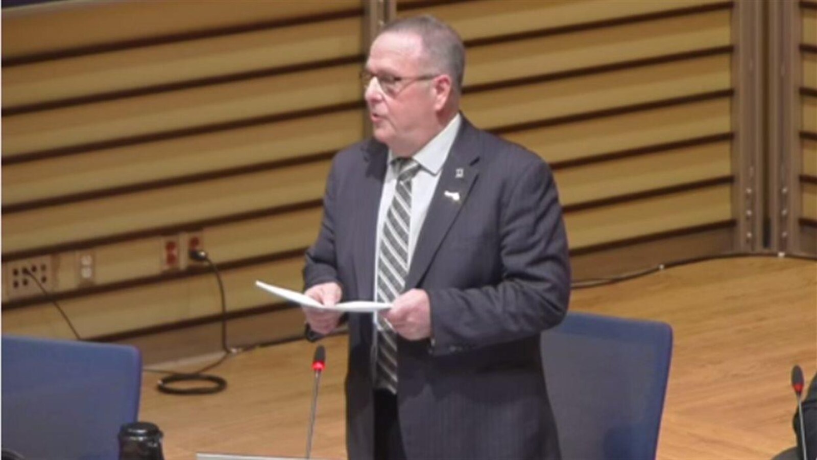 Robert Myles, chef de l'opposition au conseil municipal de Longueuil
