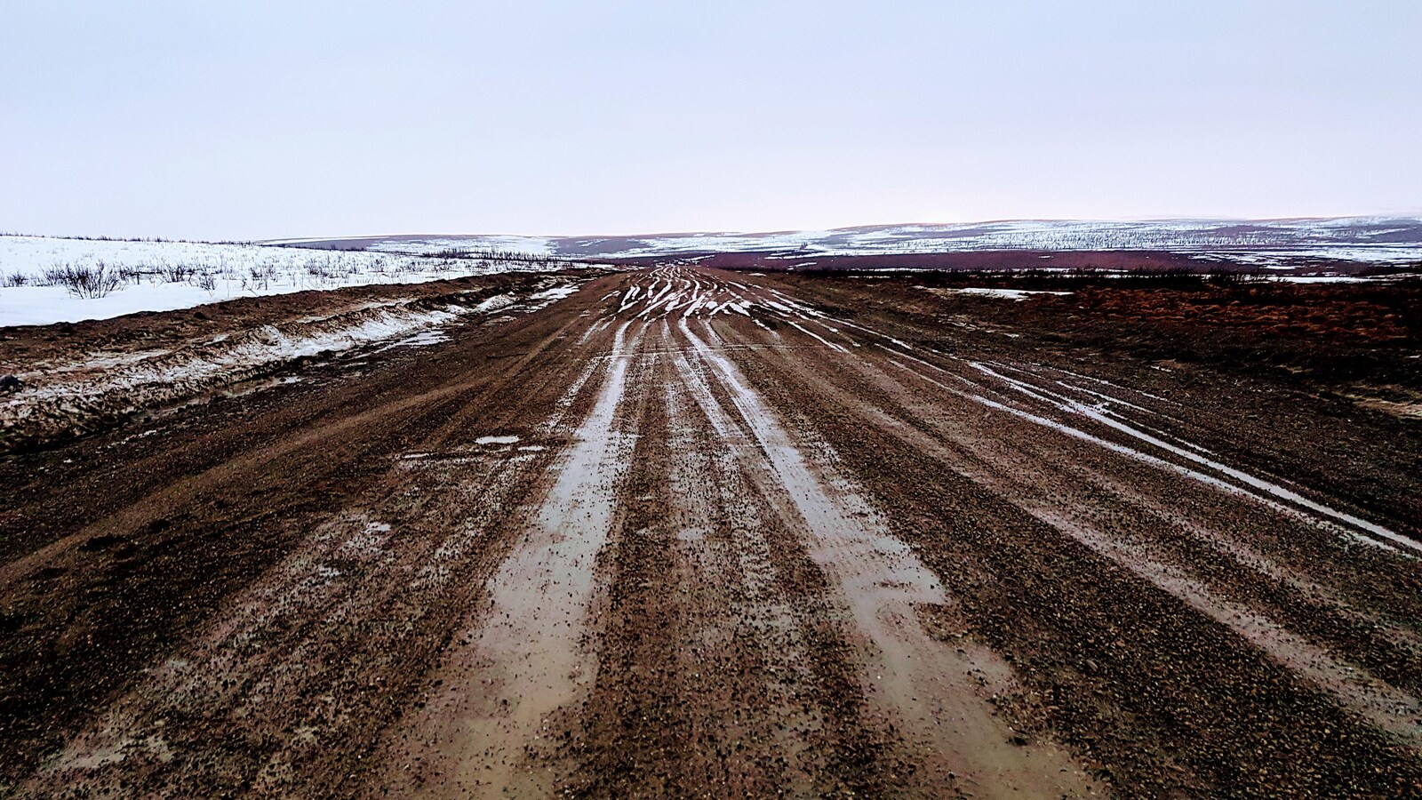 La route de Tuktoyaktuk