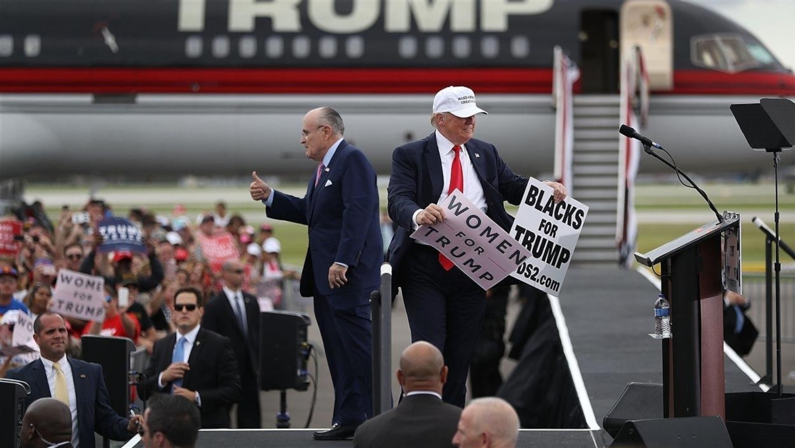 L’ancien maire de New York Rudy Giuliani et Donald Trump en campagne électorale