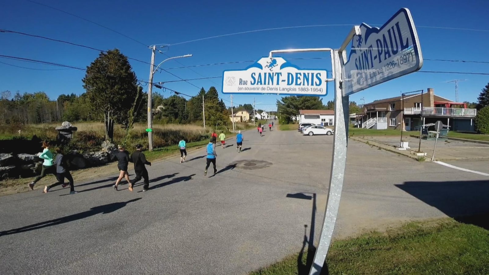 SaintÉliedeCaxton présente... SaintÉliedeCrampons ICI Radio