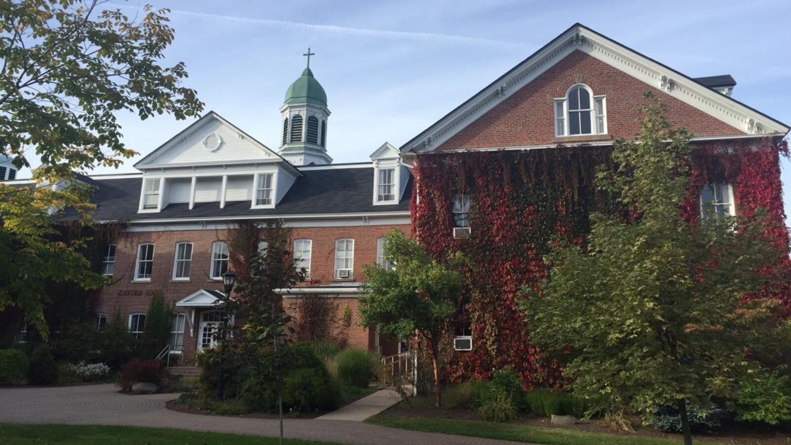 L'Université Saint-Francis-Xavier, à Antigonish en Nouvelle-Écosse.