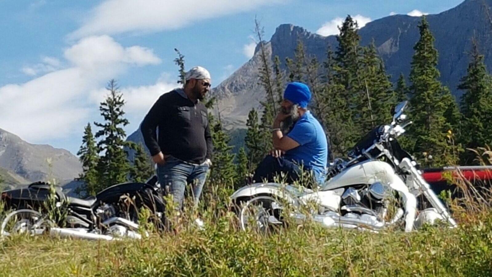 Les Sikhs De Lalberta Pourront Circuler Sans Casque De Moto Ici