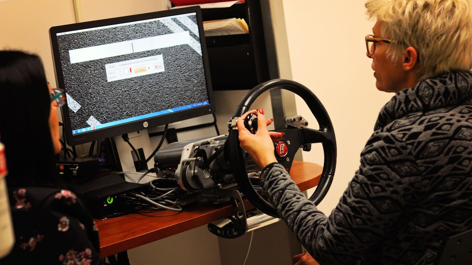 Le simulateur automobile qui sert à analyser des données au niveau des membres supérieurs.