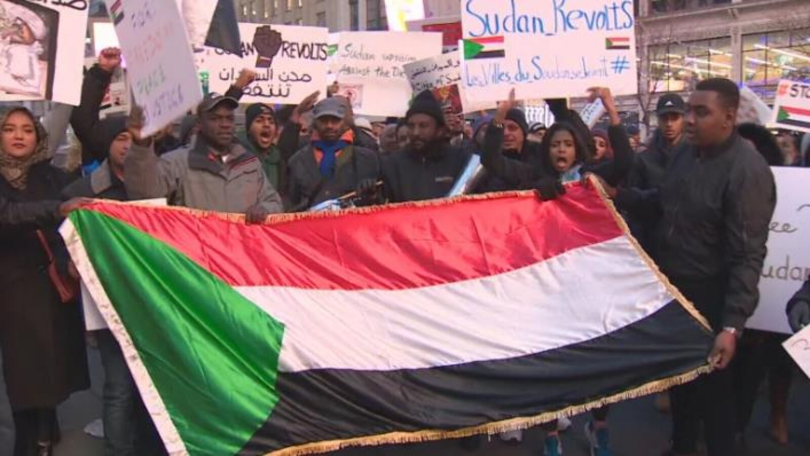 Les manifestants demandent au président soudanais, Omar El-Béchir, de se retirer.