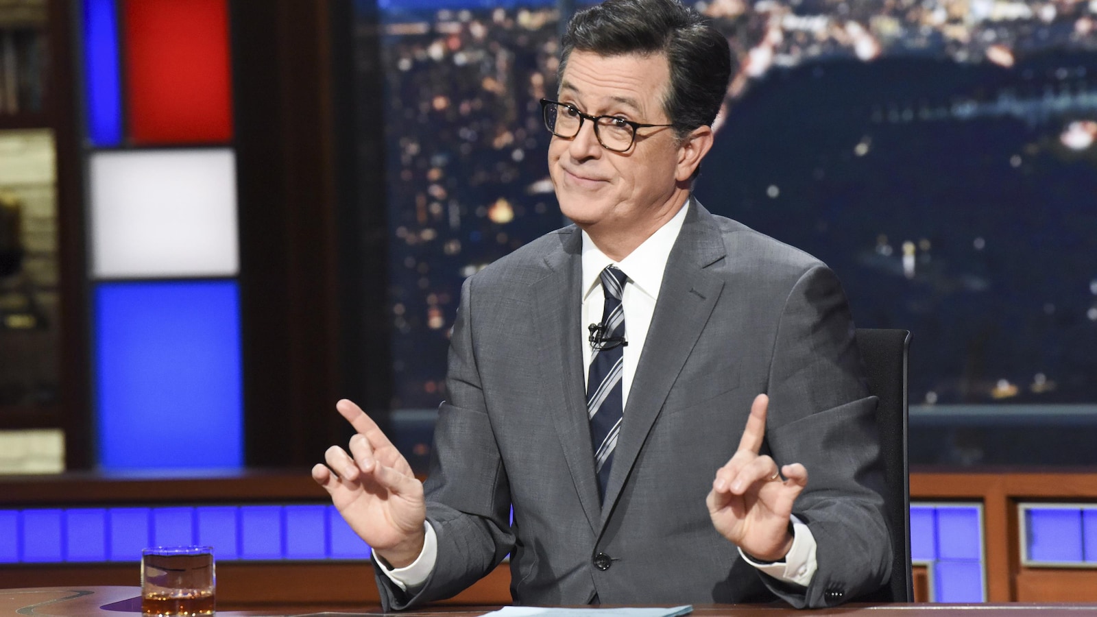L'animateur Stephen Colbert sur le plateau de «The Late Show with Stephen Colbert» à New York