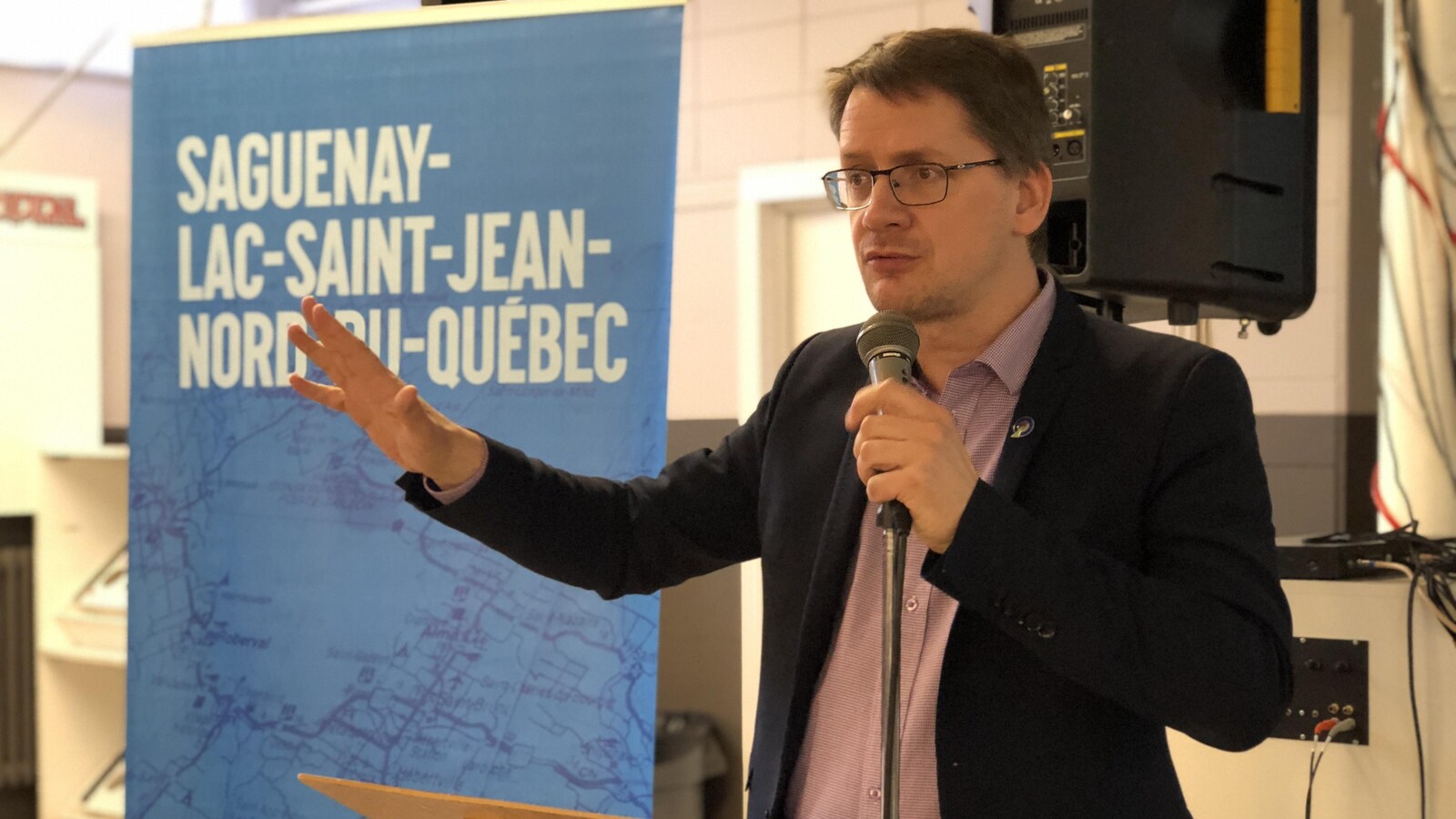 Sylvain Gaudreault reçoit le prix LouisJosephPapineau ICI Radio
