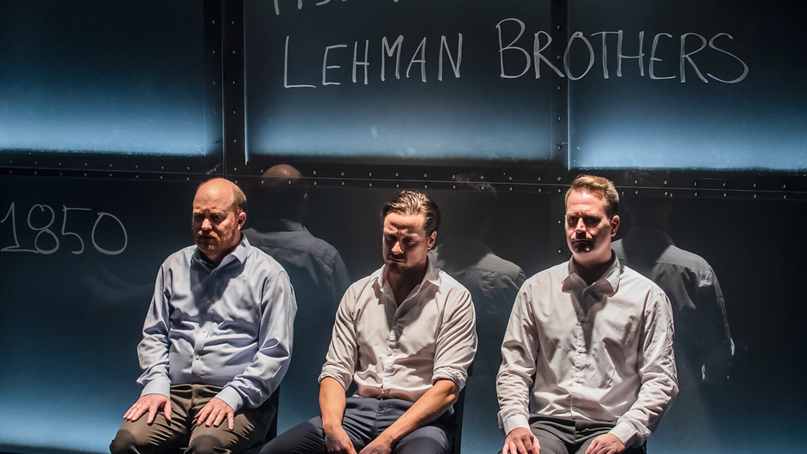 Photo de la pièce Chapitres de la chute - Saga des Lehman Brothers.