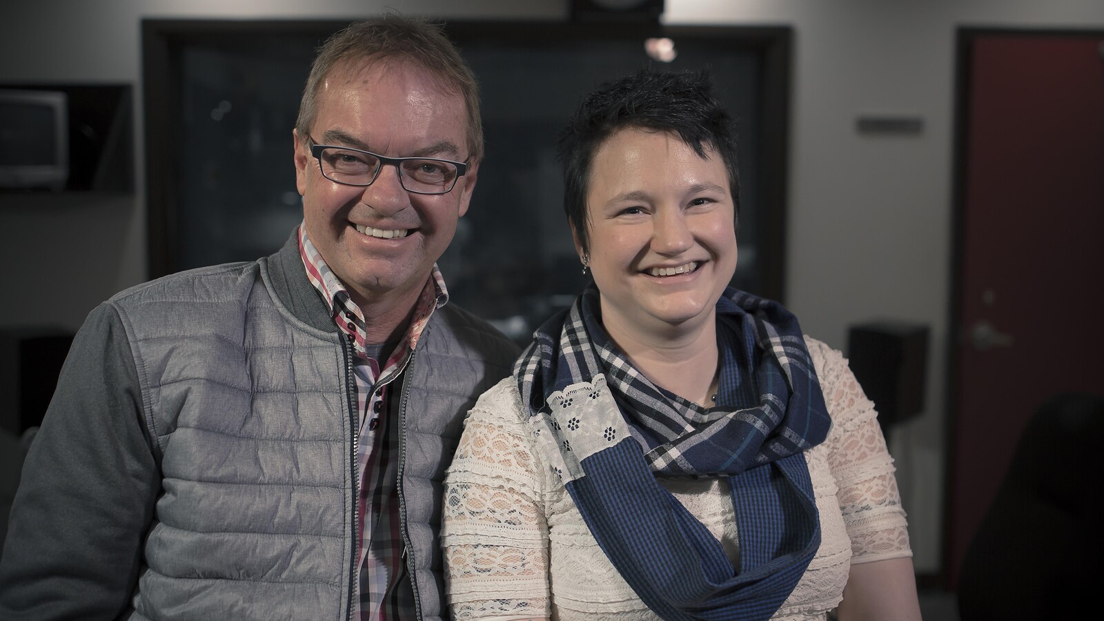 André et Tina Charlebois côte à côte.